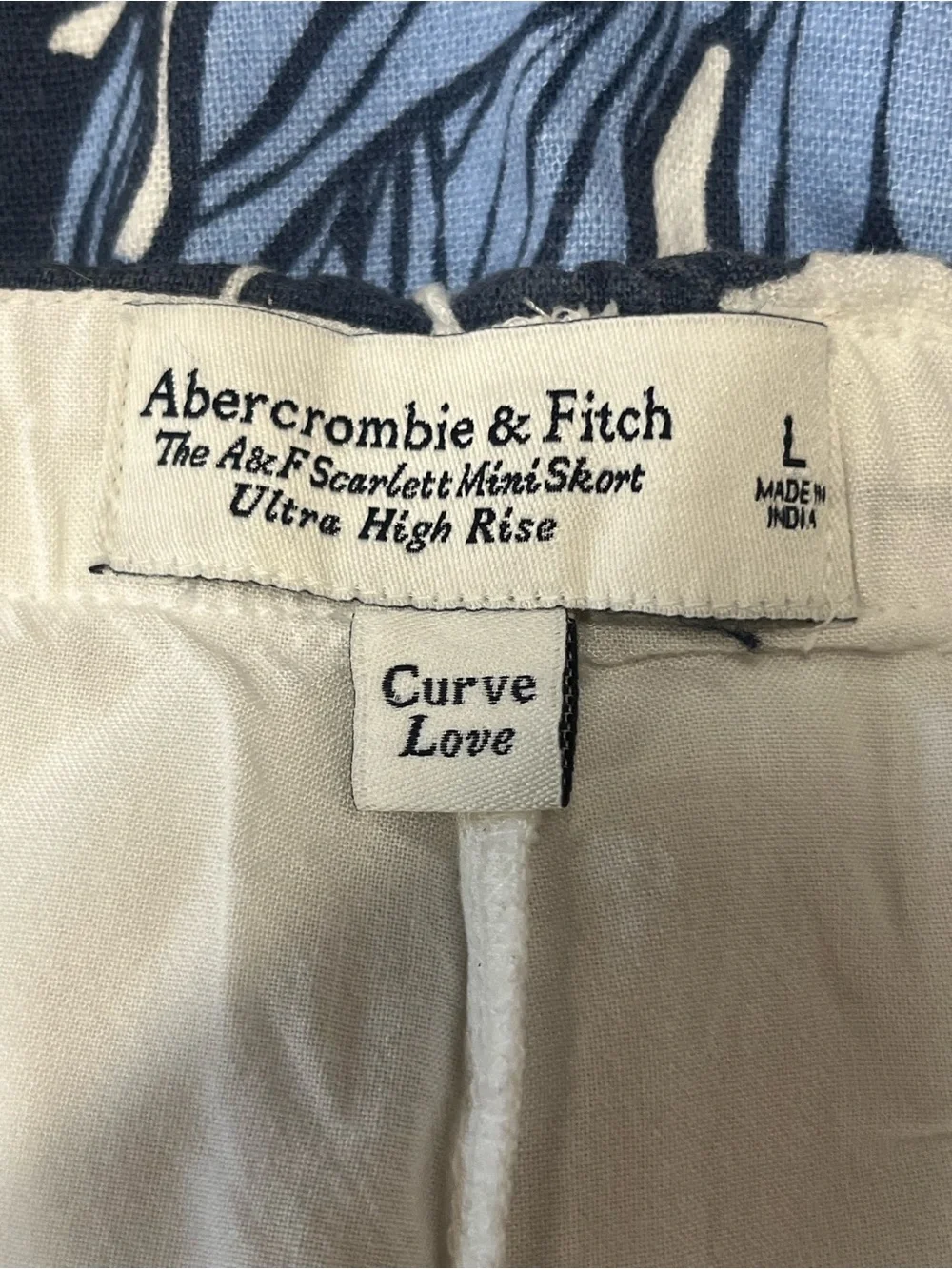A&F | Blue White Scarlett Ultra High Rise Linen-Blend Mini Skort L